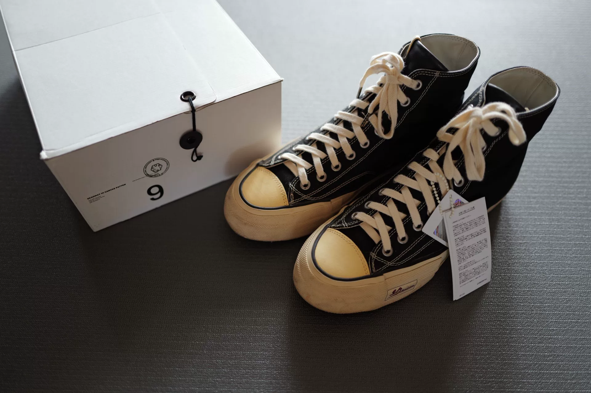 visvim Skagway Hi Canvas Black