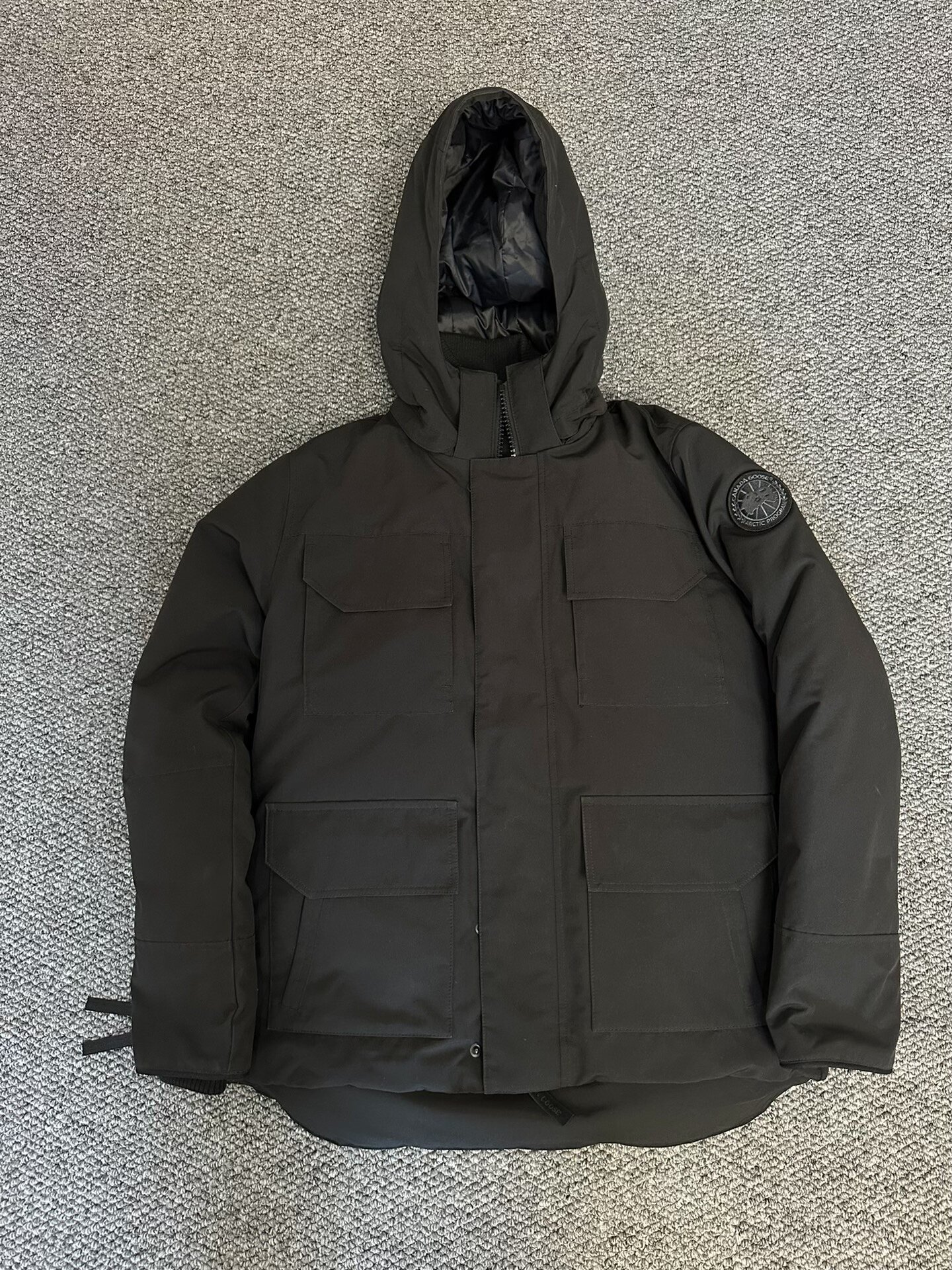 Canada Goose Black Down Jacket L