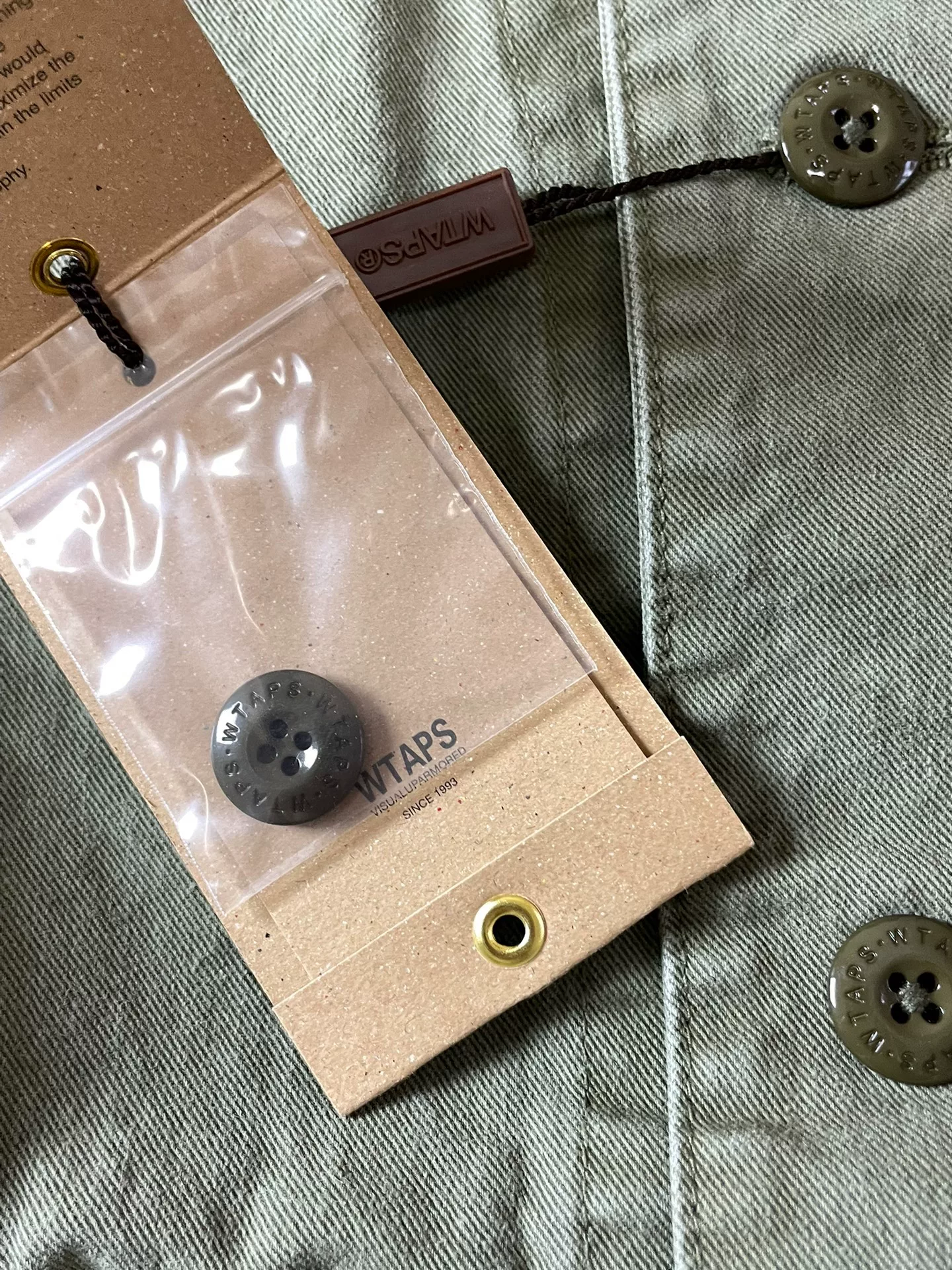 WTAPS 17SS SCOUT Military Shirt — label