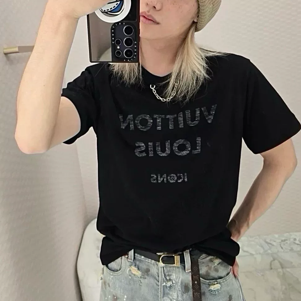Louis Vuitton ICONS Print Chain T-Shirt — front