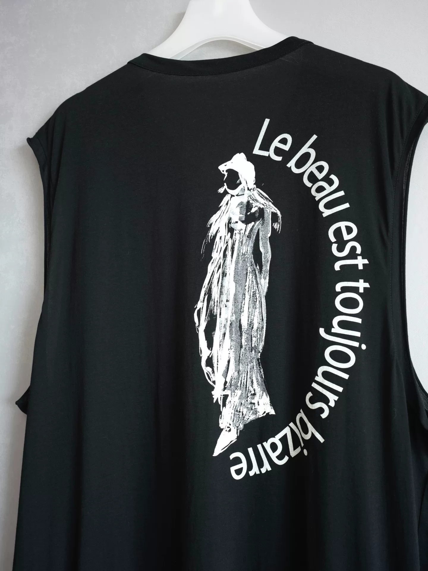 Yohji Yamamoto 25SS Sleeveless Printed Long Shirt — label