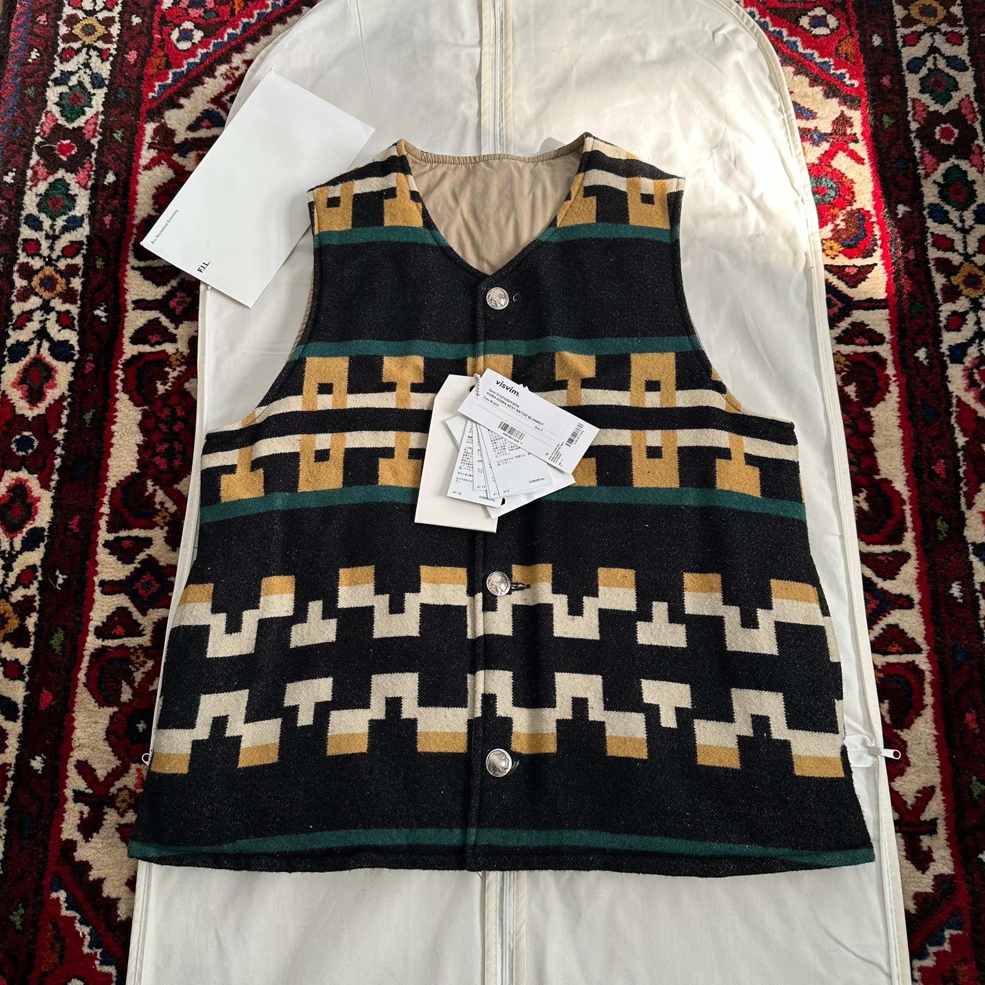 visvim 23ss KORA DOWN VEST — front