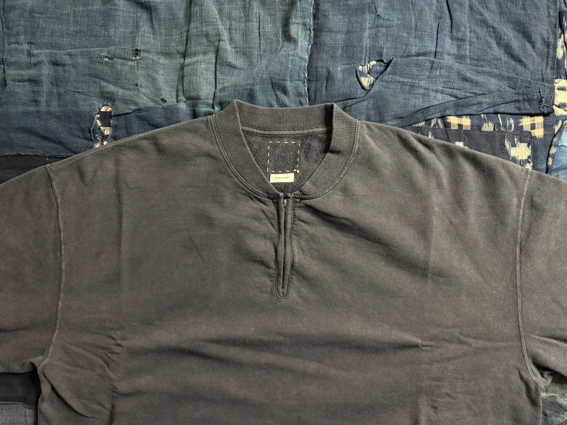 VISVIM 26SS MONDO HENLEY ZIP S/S DMGD — detail