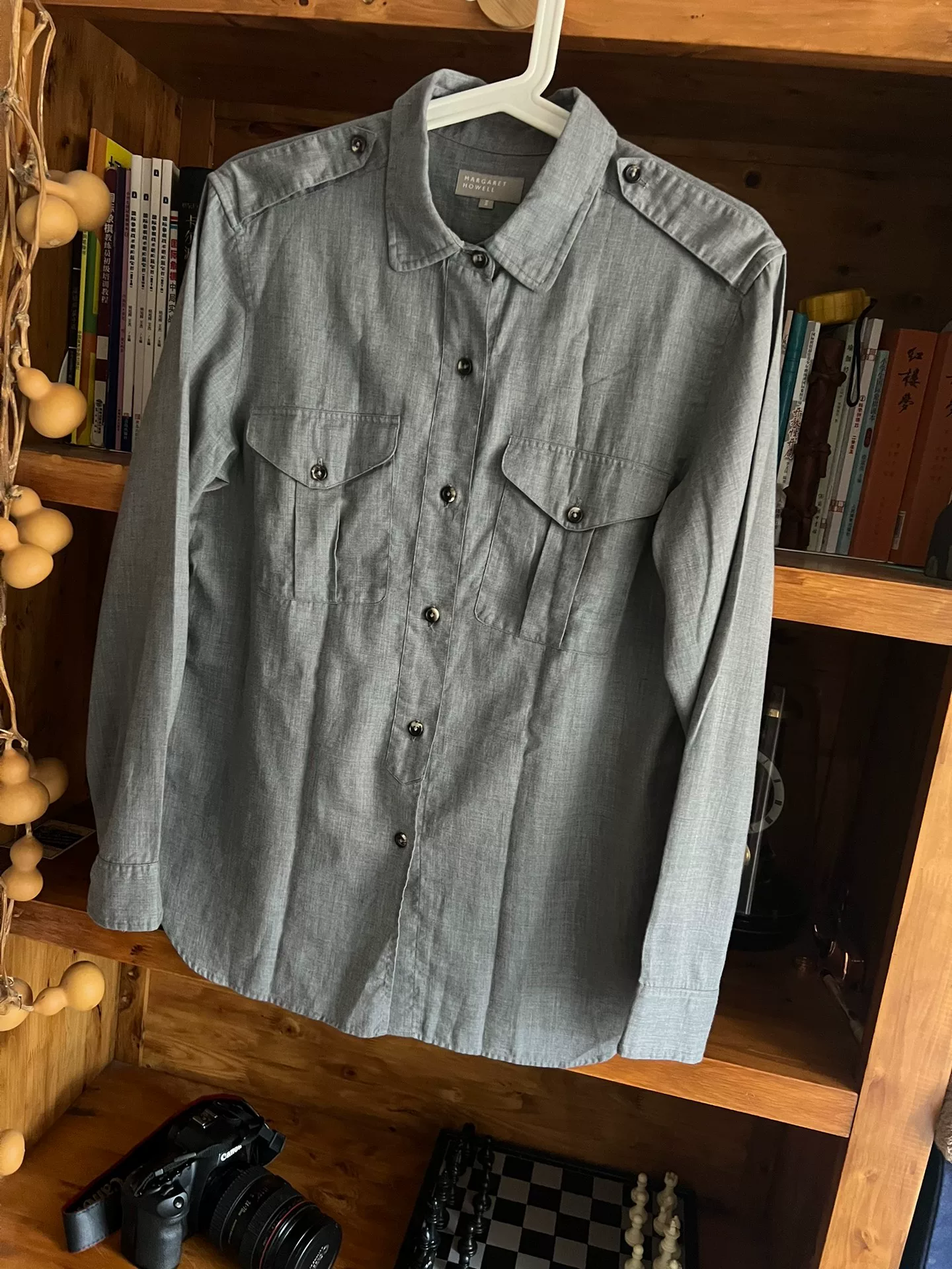 Margaret Howell Gray Horn Button Work Shirt — detail