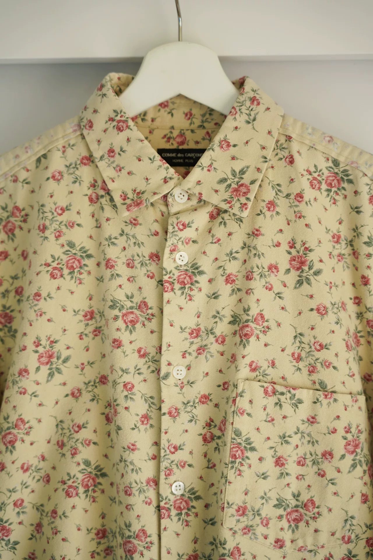 Comme des Garcons 98AW Floral Shirt — detail