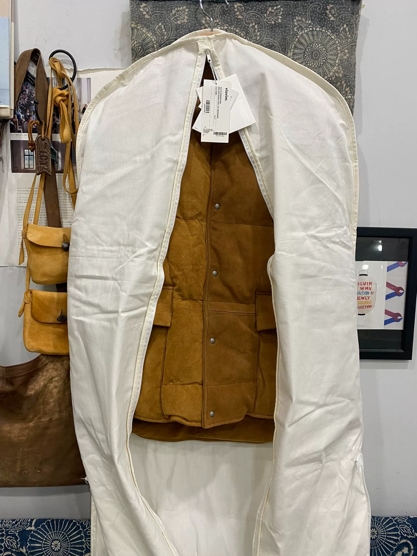 VISVIM 22AW Walker Deerskin Down Vest — detail