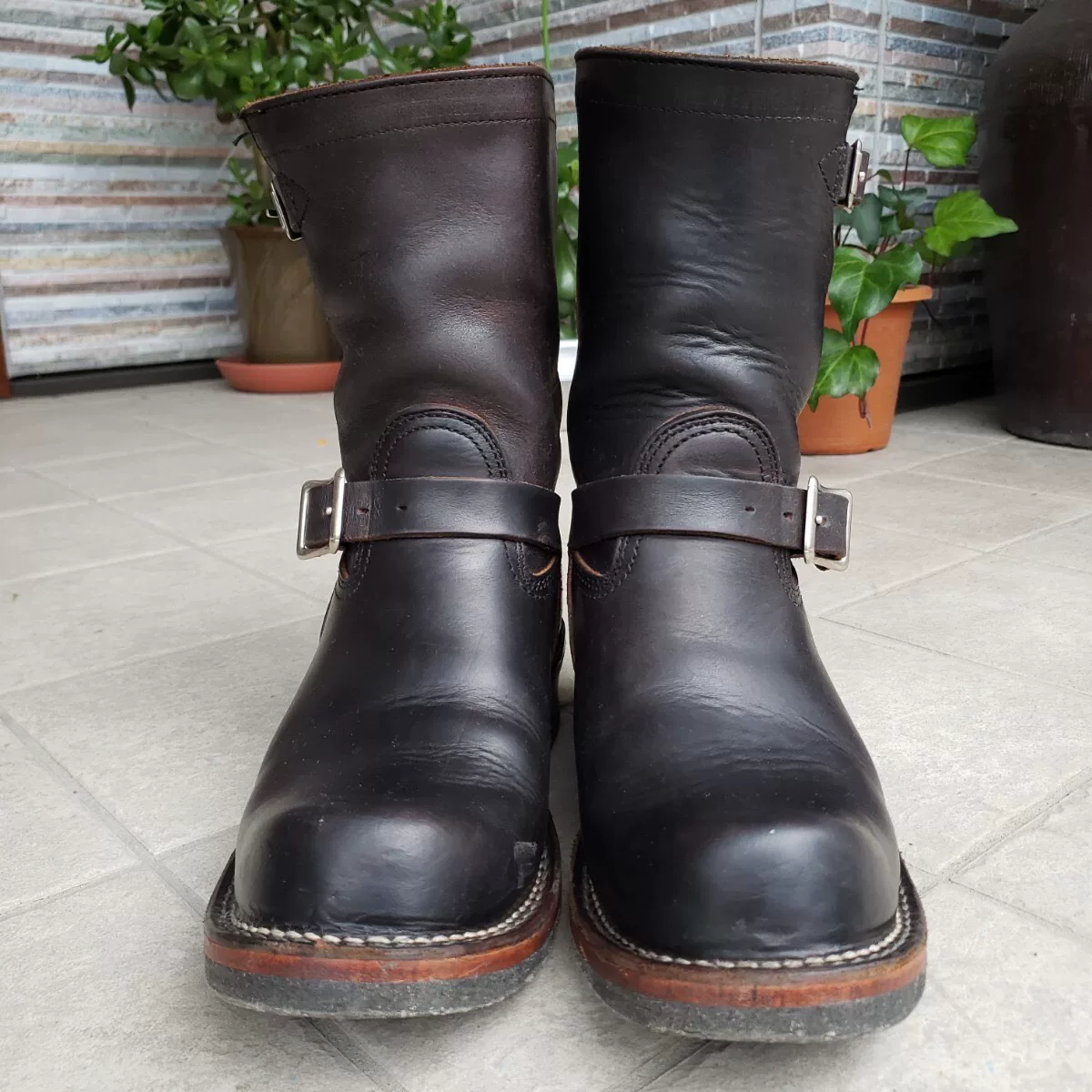 Viberg 310 Black Engineer Boots — front