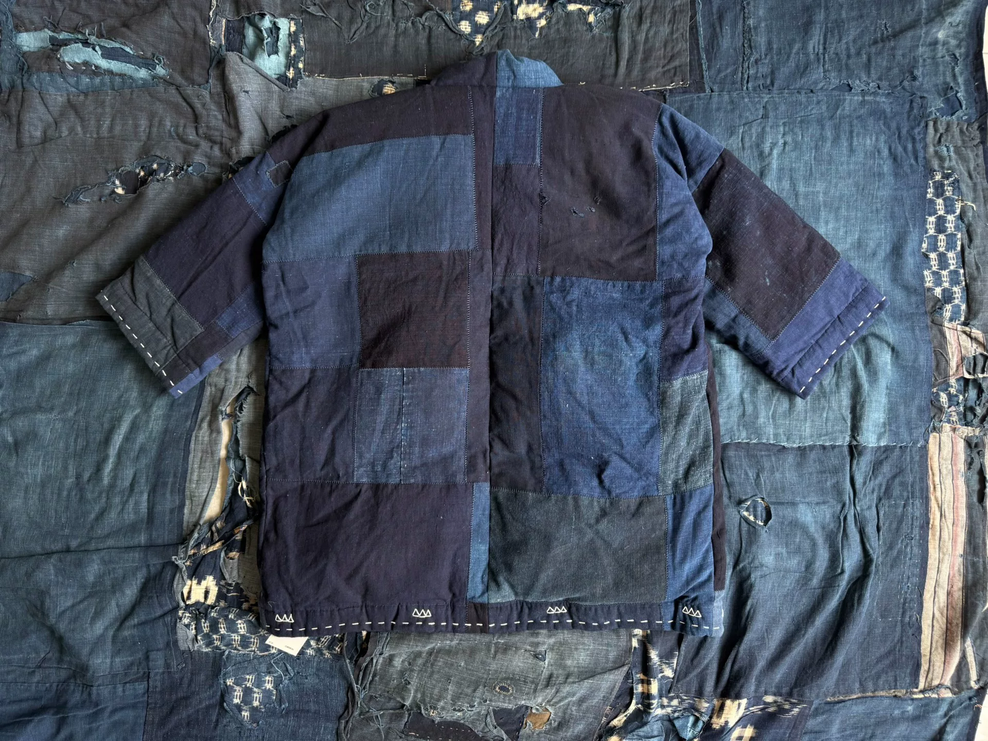 VISVIM SANJURO KIMONO DOWN INDIGO — detail