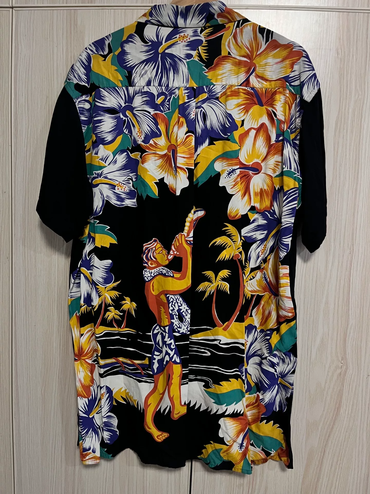 Yohji Yamamoto Hawaiian Print Short-Sleeve Shirt — front