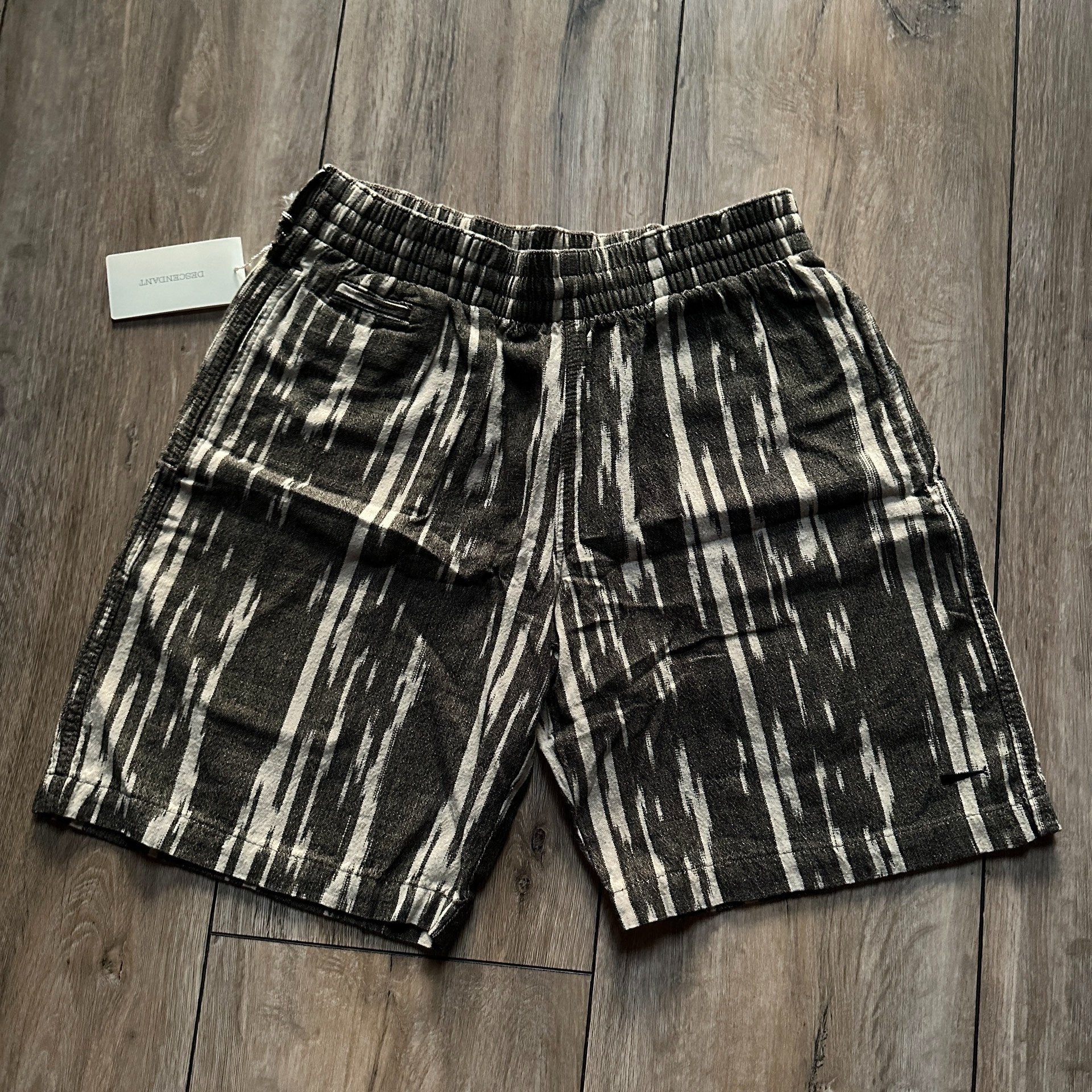 Descendant Cotton-Linen Shorts 1