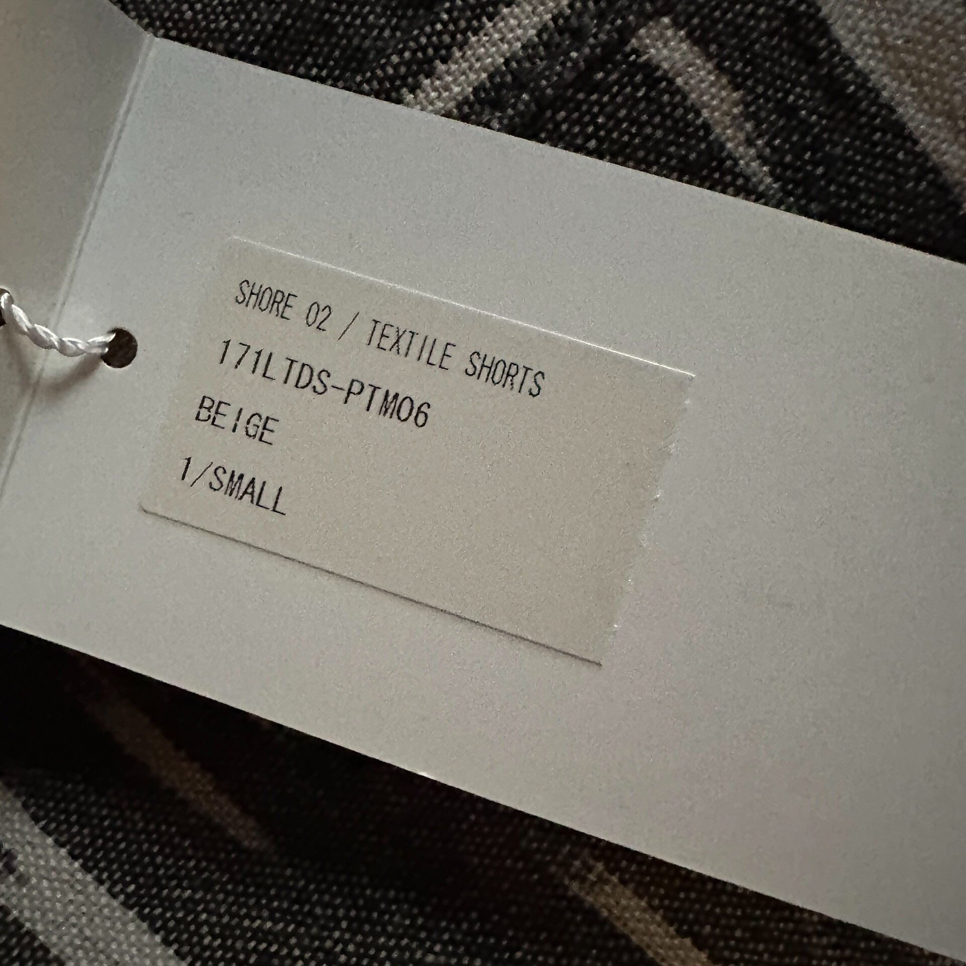 Descendant Cotton-Linen Shorts 1 — label
