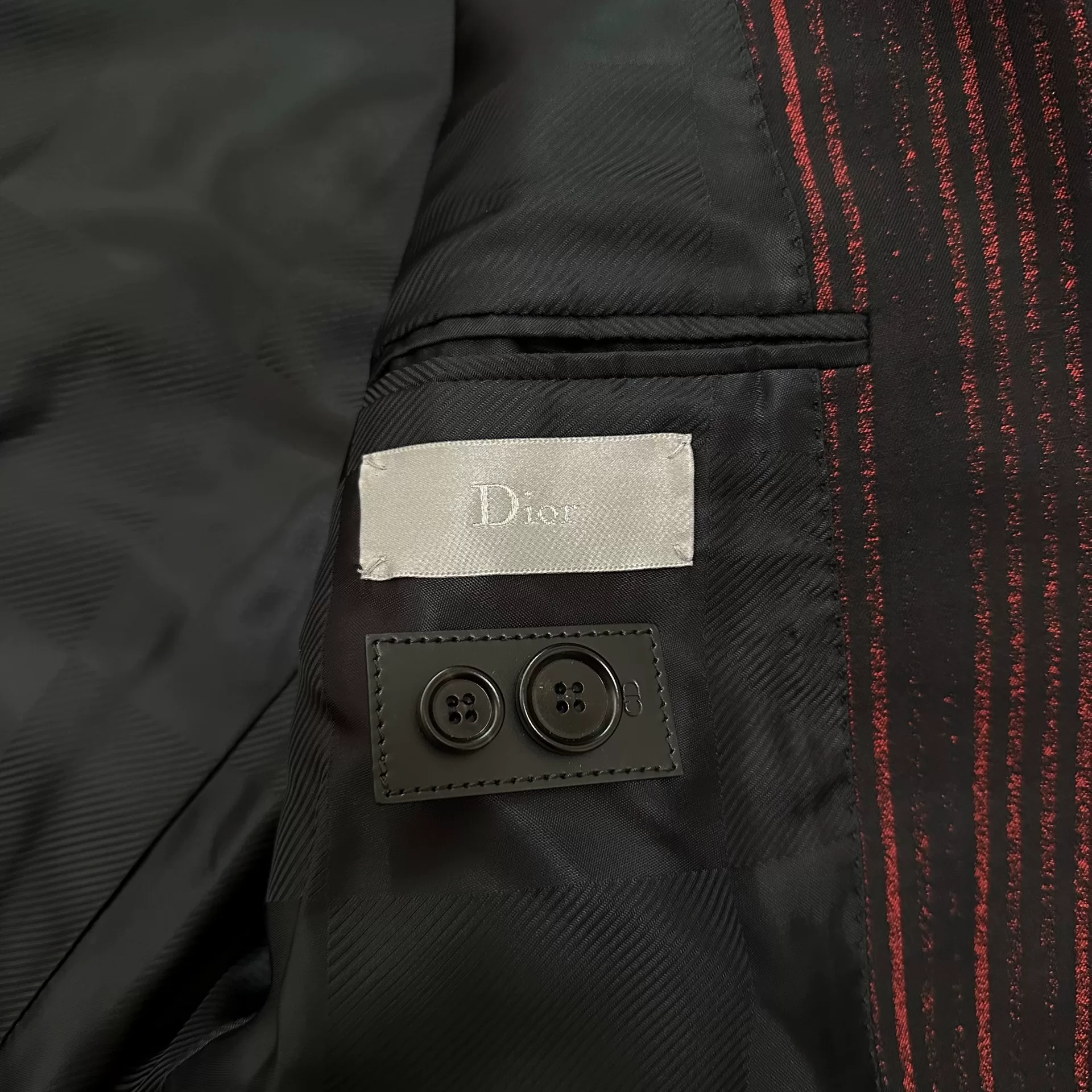 Dior Homme 16FW Red Stripe Wool Suit — detail