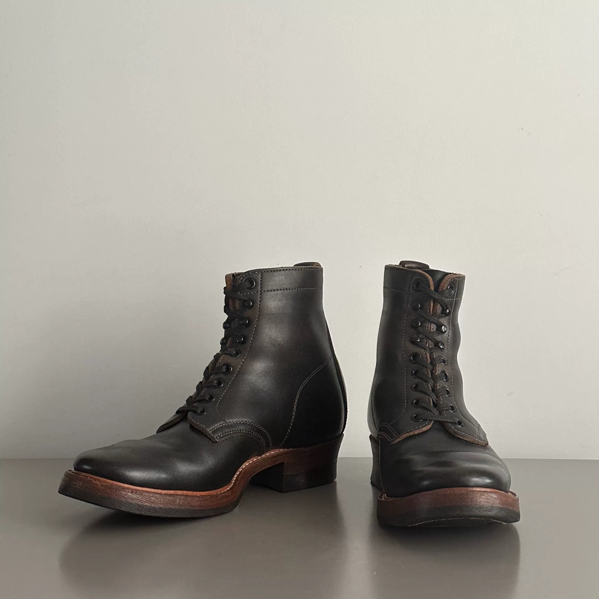 Clinch US7.5 Soft Toe Work Boots — back