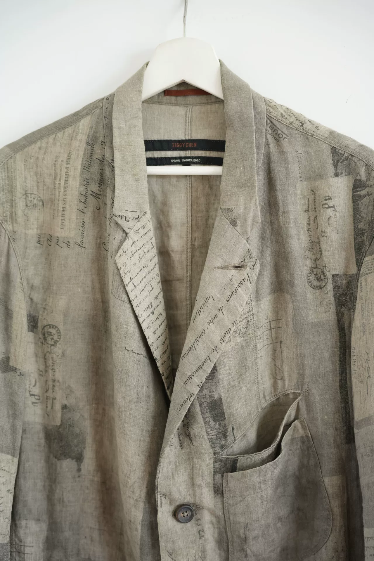 Ziggy Chen 20ss Vintage Postcard Suit — detail