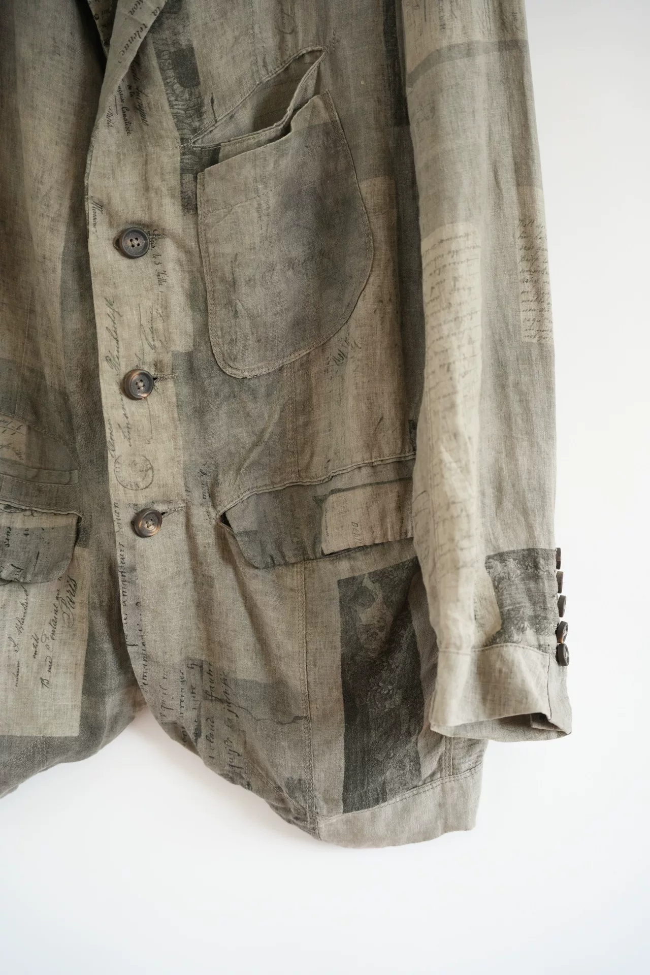 Ziggy Chen 20ss Vintage Postcard Suit — back