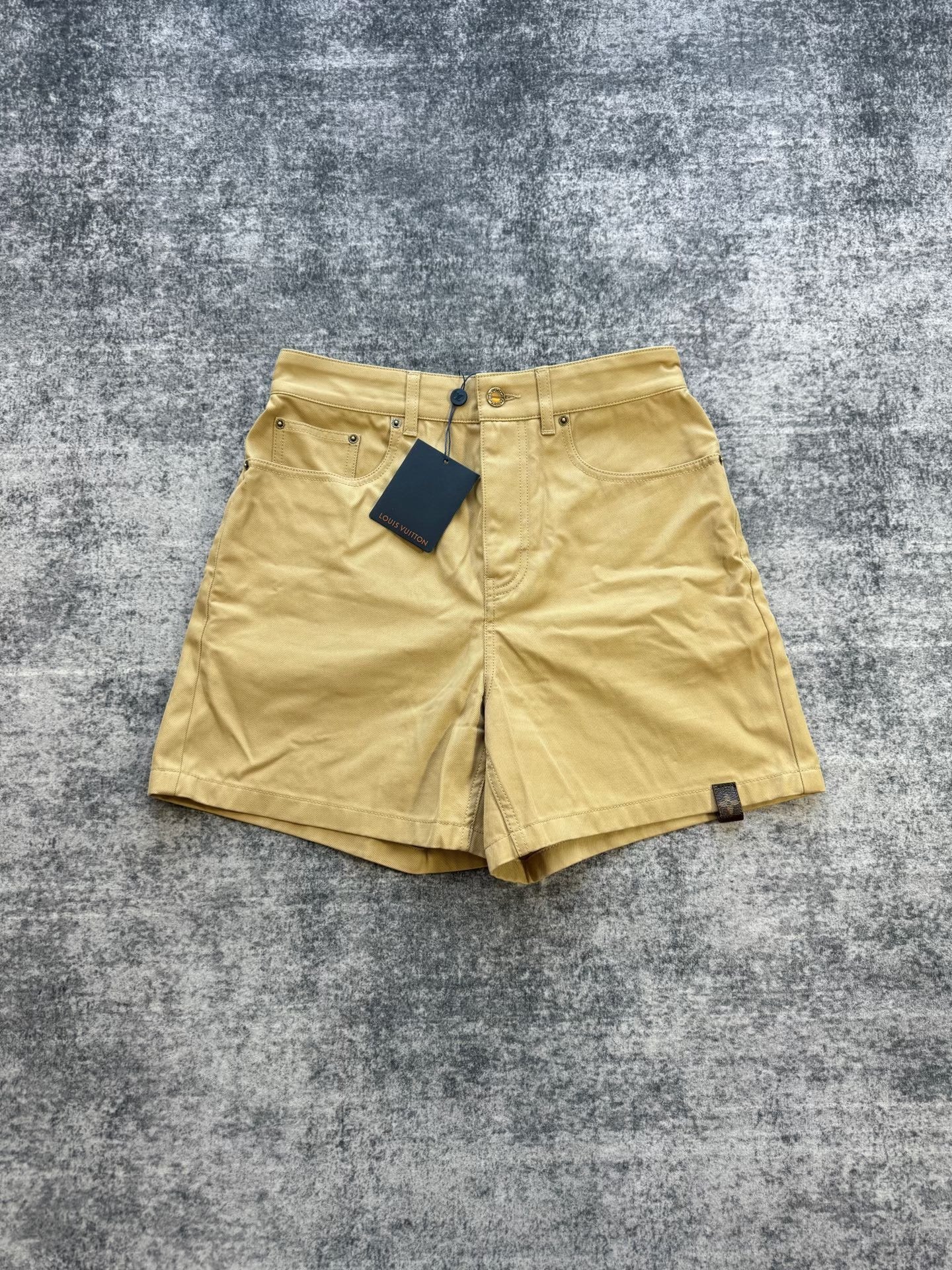 Louis Vuitton Khaki Casual Shorts