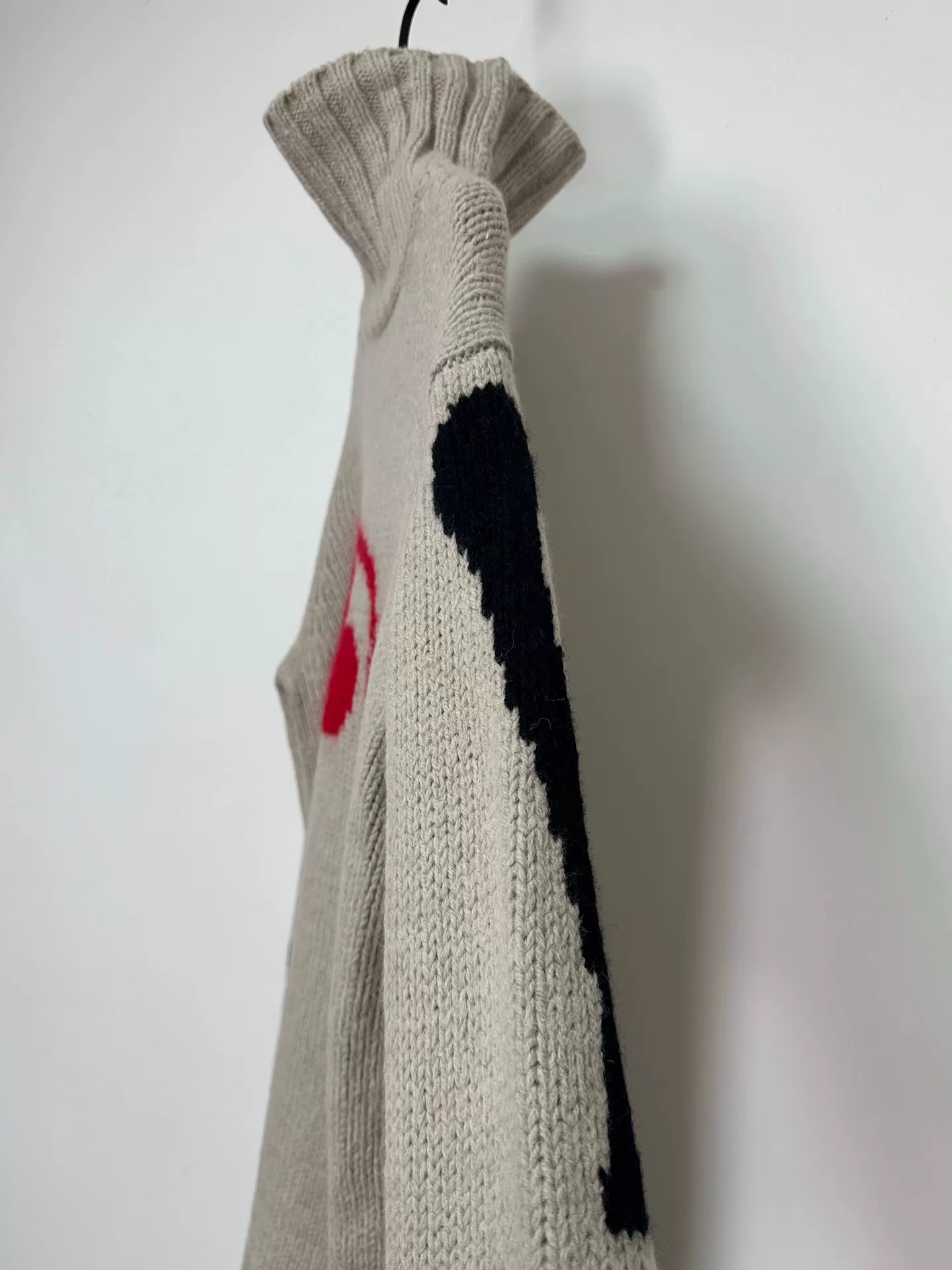 Yohji Yamamoto 11AW Runway Cherry Sweater — label