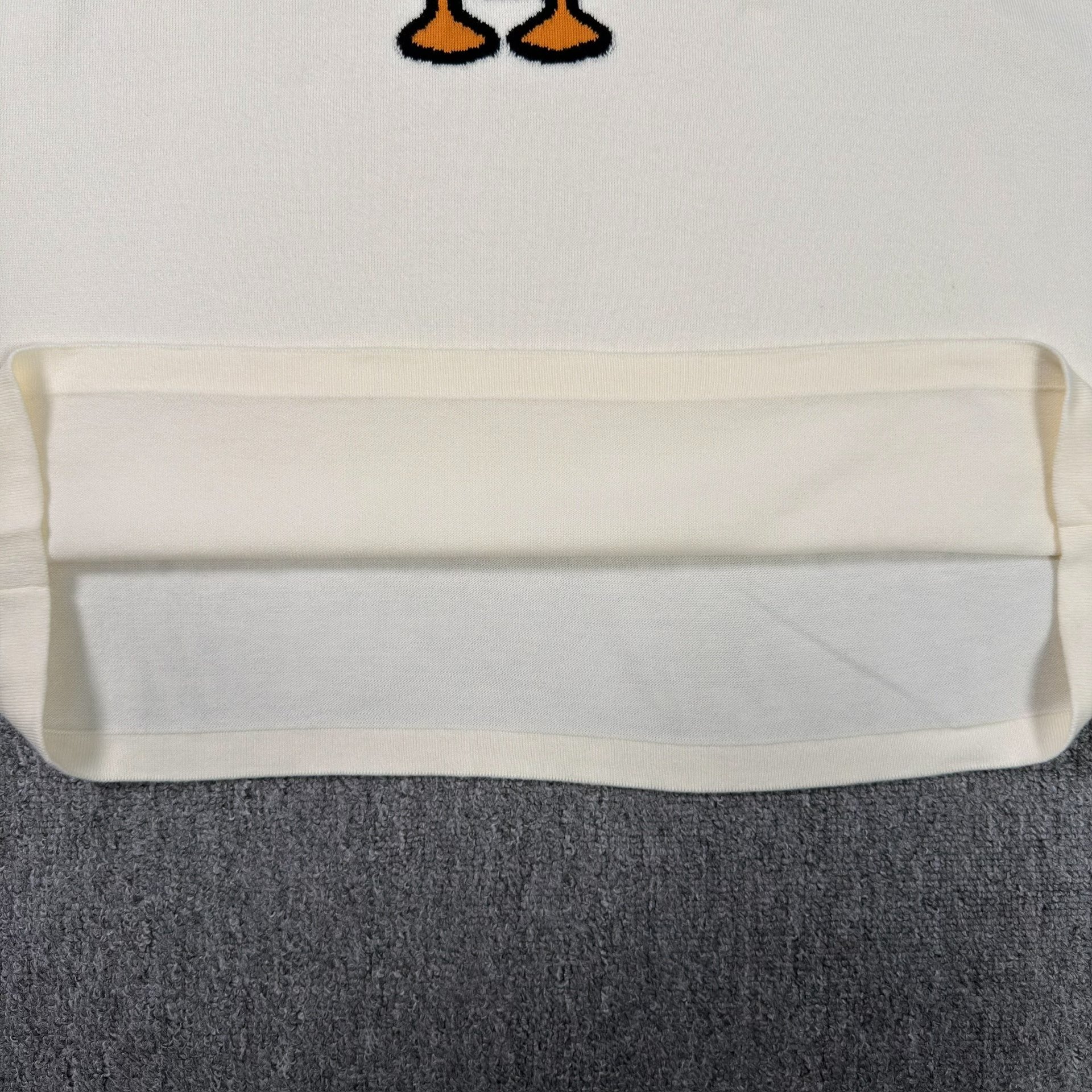 LV Nigo Duck Graphic White Short-Sleeve — label