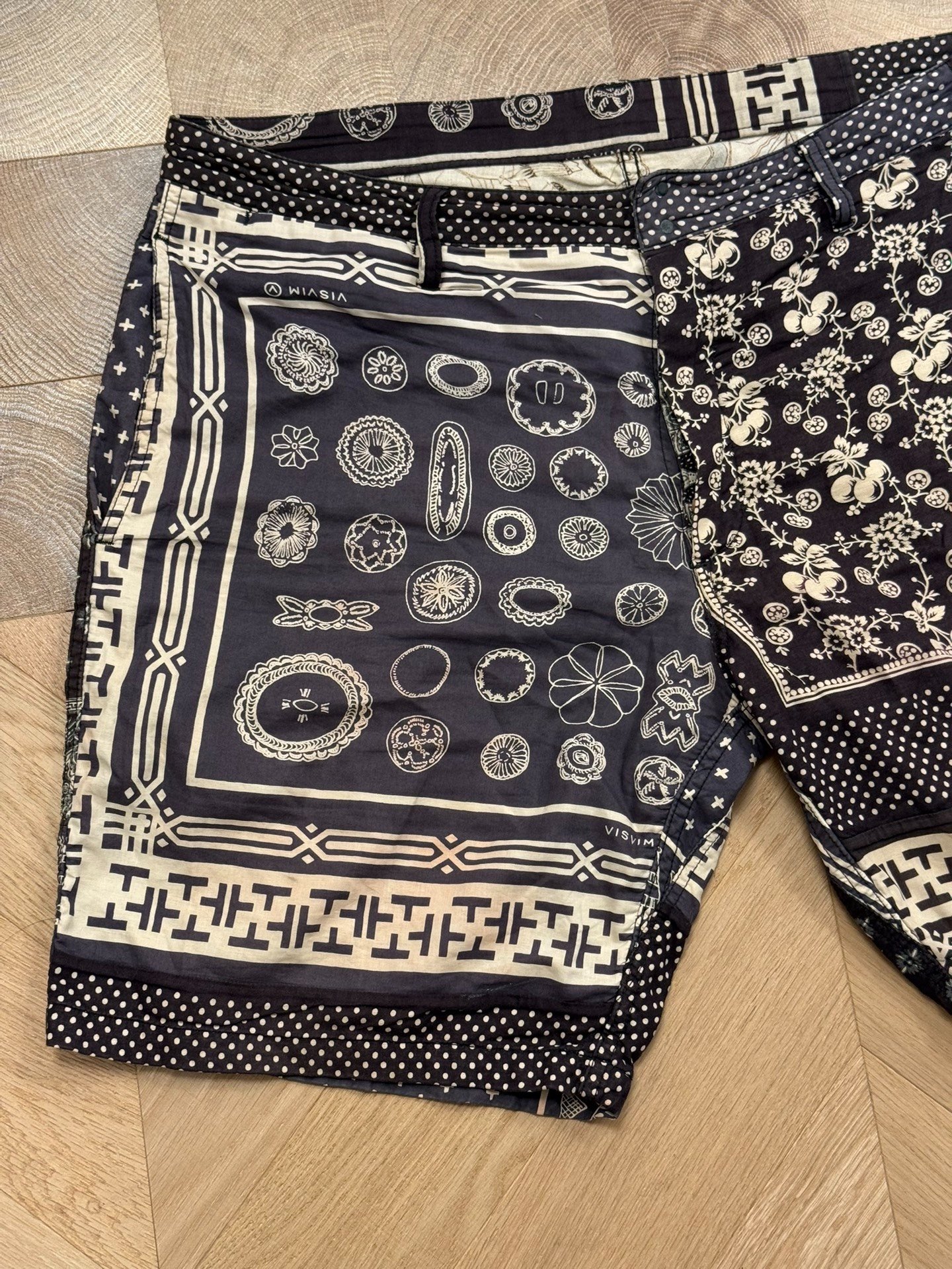 visvim 19SS ict pastoral bandana shorts — detail