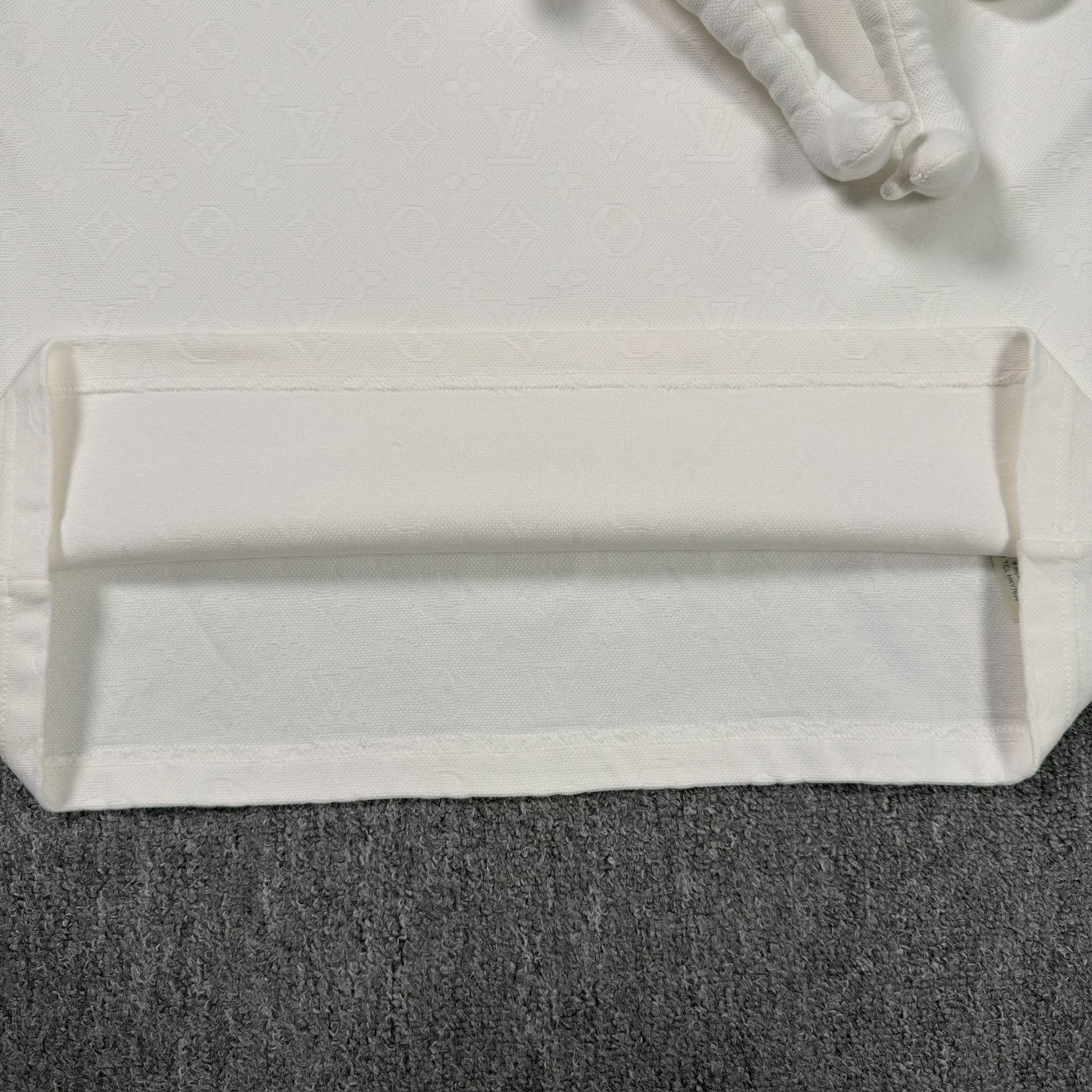 Louis Vuitton White Chest Doll T-Shirt — label