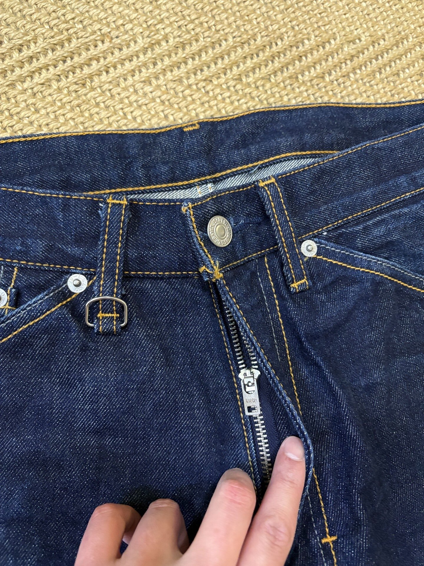 LEVIS FENOM Raw Semi-Shine Workwear Jeans — label