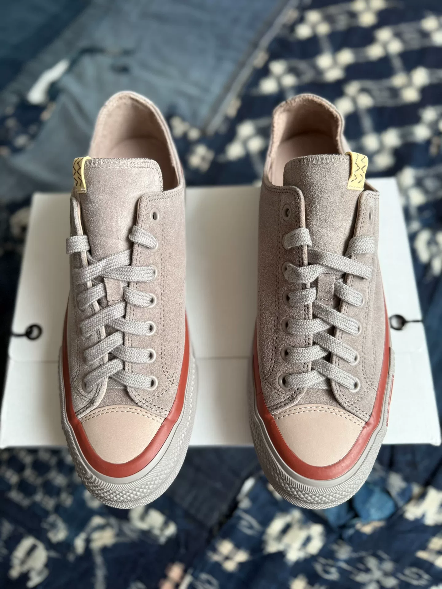 VISVIM 25AW SKAGWAY LO SUEDE SNEAKERS — label