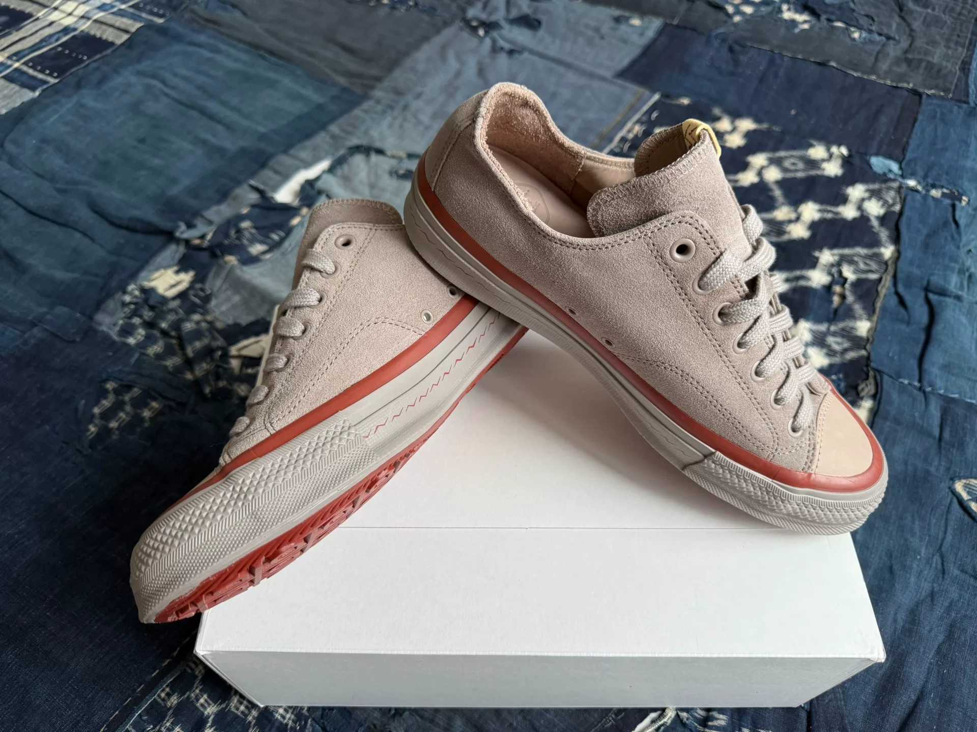 VISVIM 25AW SKAGWAY LO SUEDE SNEAKERS — front