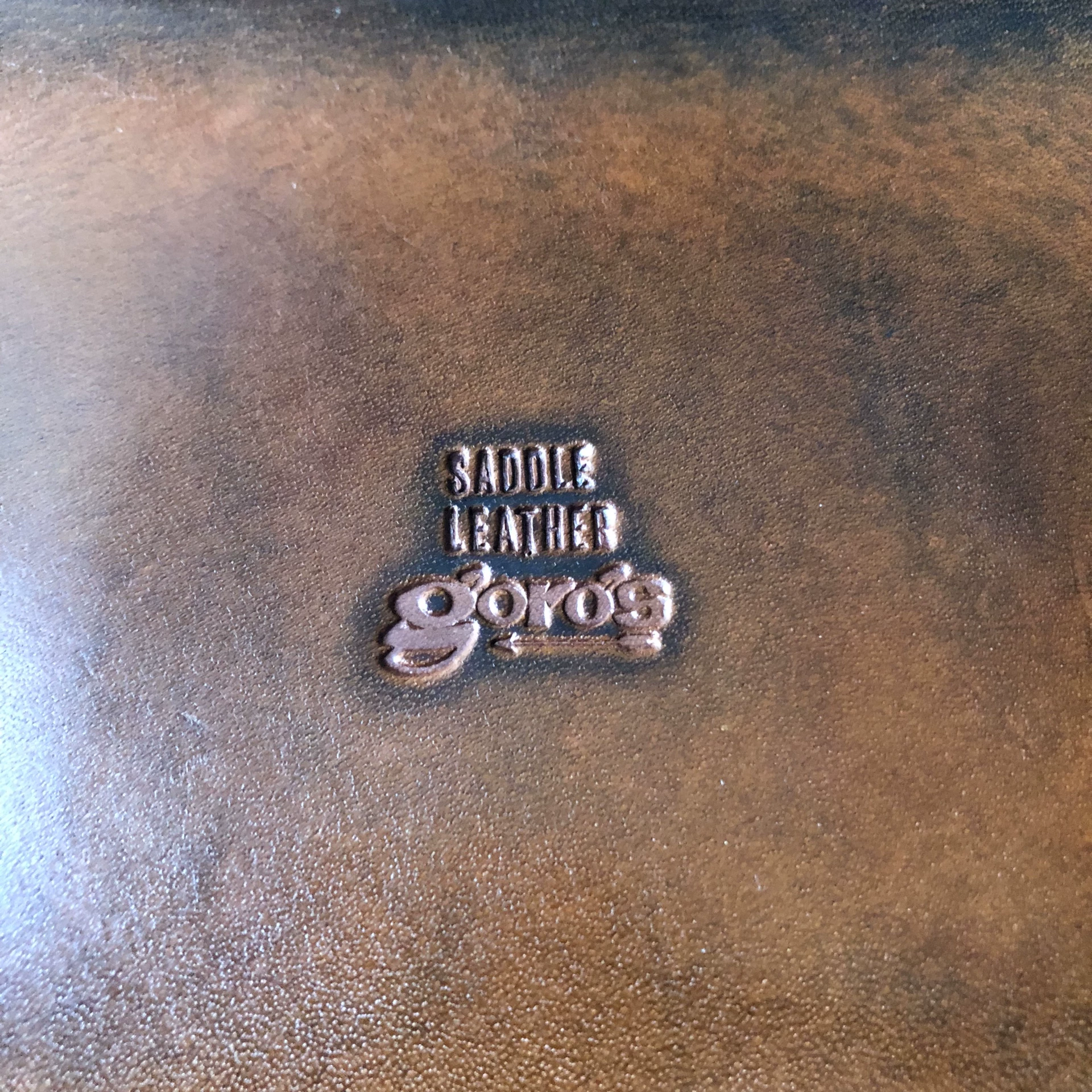 Goros Long Leather Wallet — detail