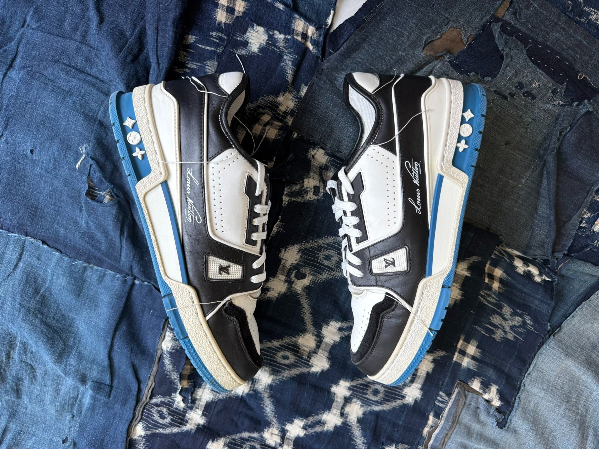 Louis Vuitton Trainer Sneakers — front