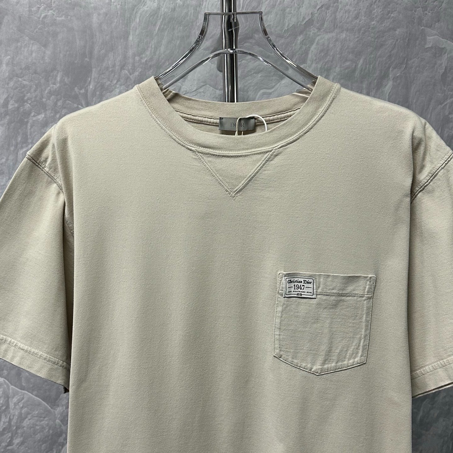 DIOR 1947 Embroidered Pocket T-Shirt — front