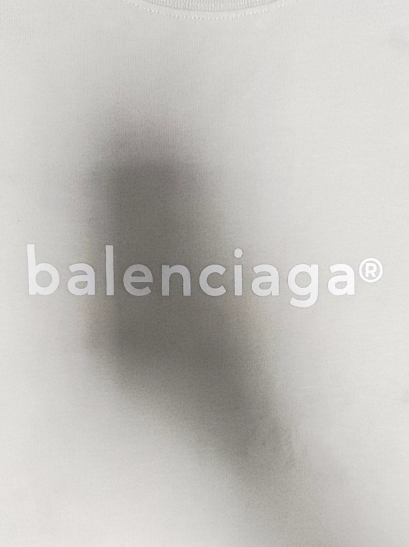 Balenciaga Logo Print White T-shirt — detail