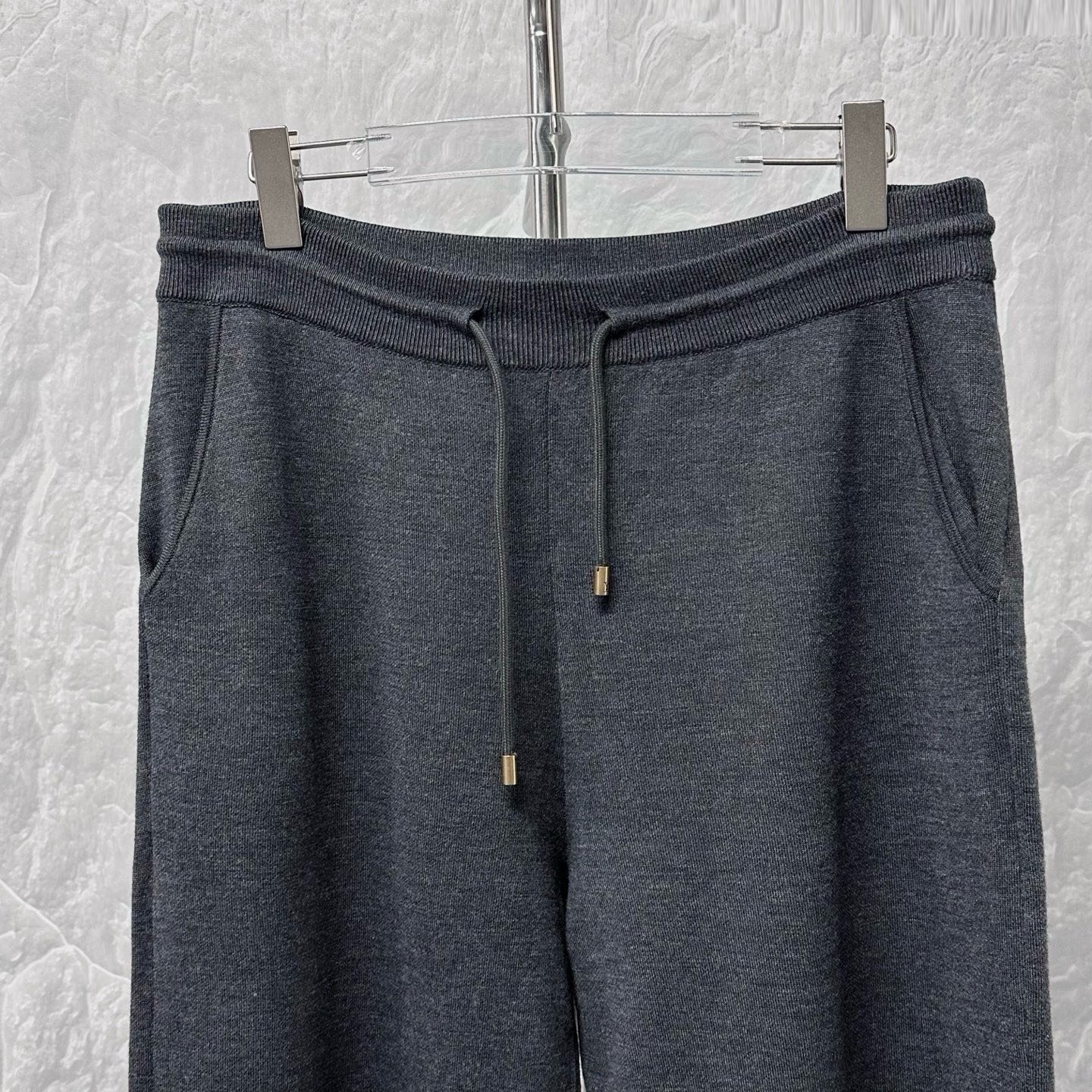 Louis Vuitton SS25 Wool Knit Jogger Pants XL — front