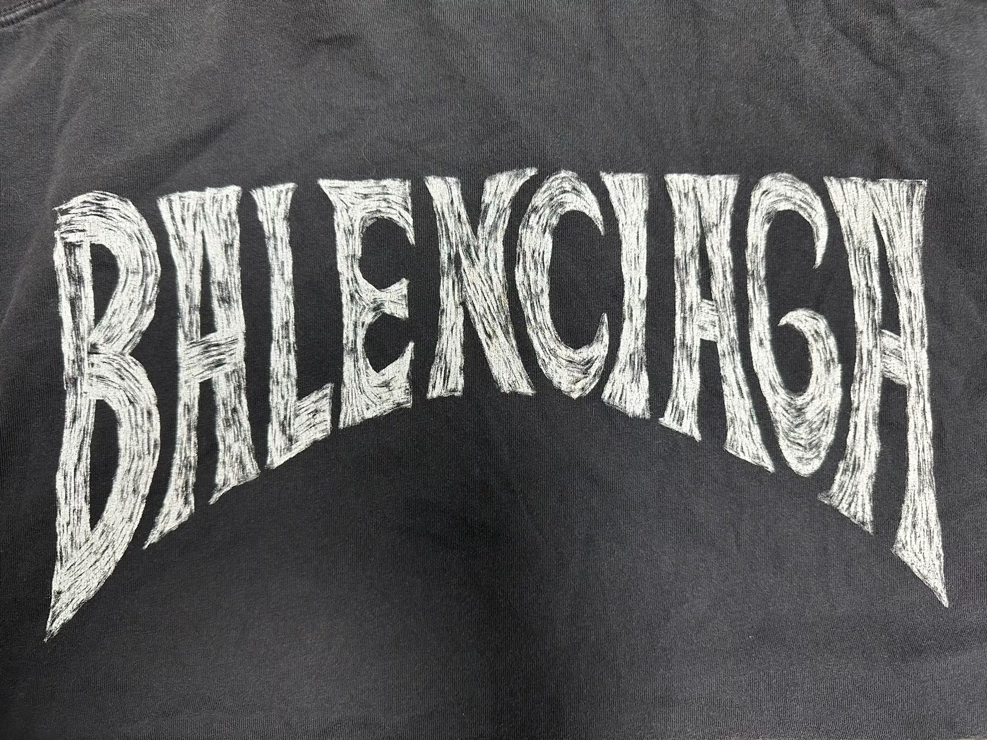 Balenciaga Graffiti Letter Back T-Shirt — detail