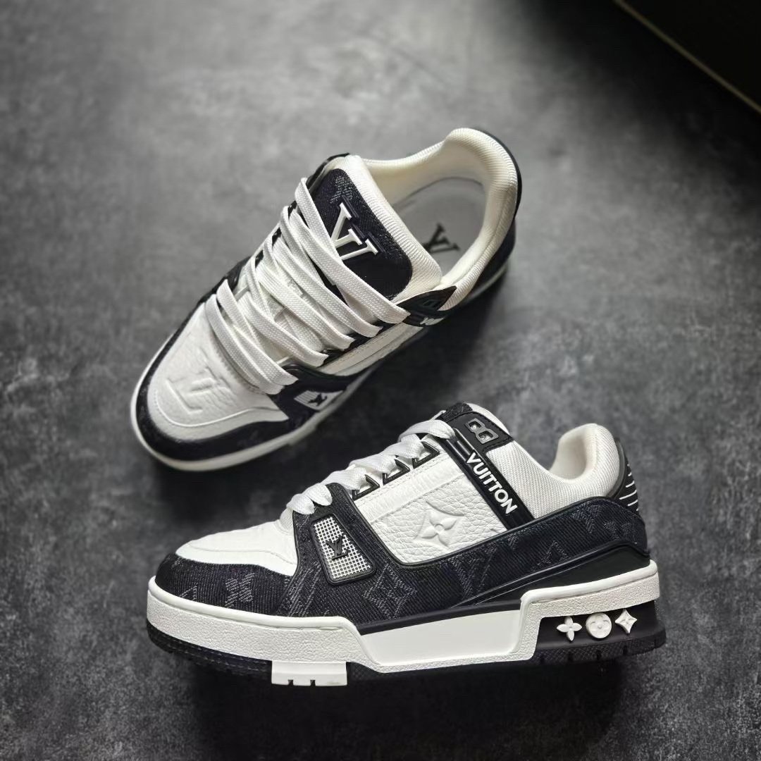 Louis Vuitton LV Trainer Sneakers