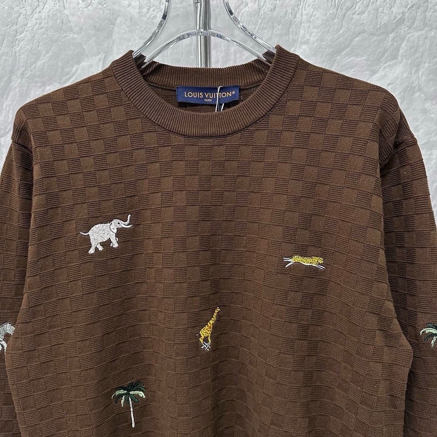 Louis Vuitton The Darjeeling Animal Embroidery Sweater — front