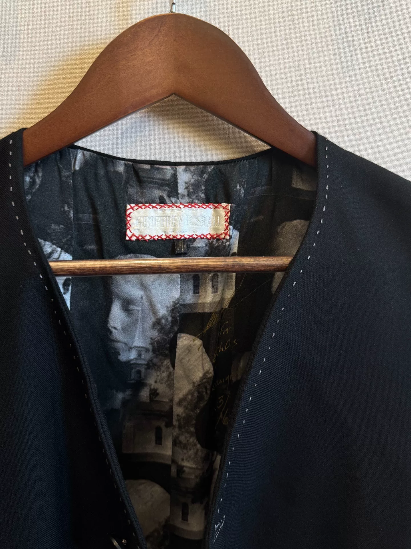 Geoffrey b Piacenza Black Waistcoat — detail