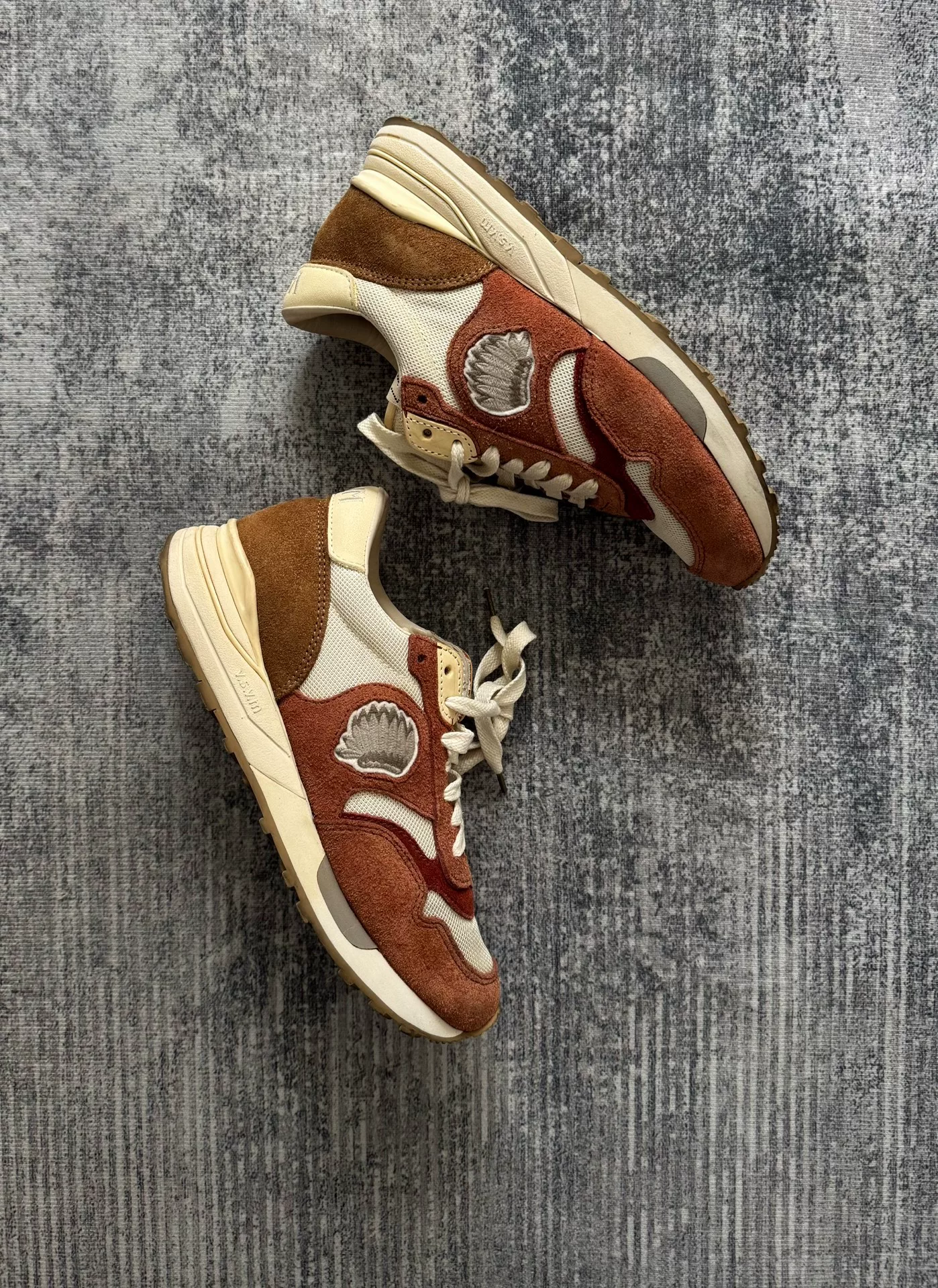 VISVIM 19AW ROLAND JOGGER — front