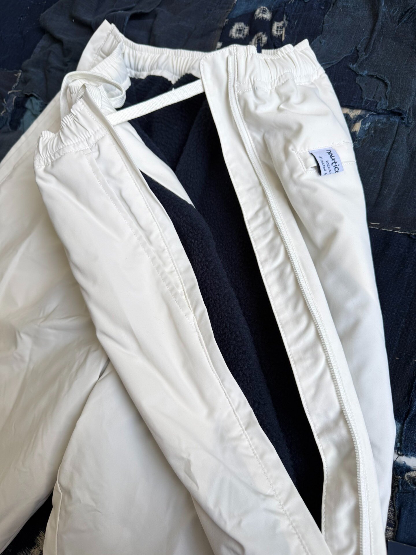 Nautica Fleece Thick Warm Joggers — label