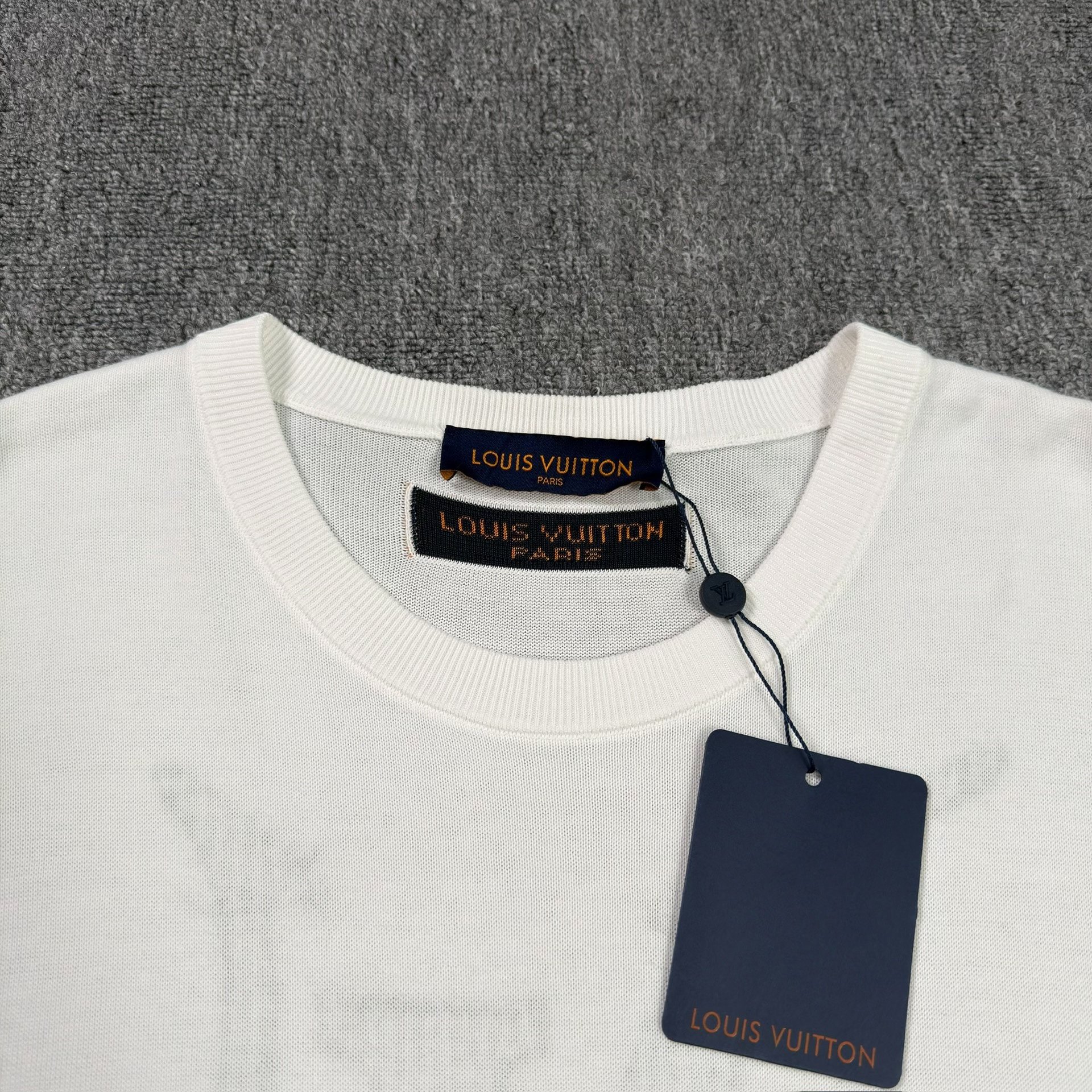 Louis Vuitton White 'END GOAL' T-Shirt — detail
