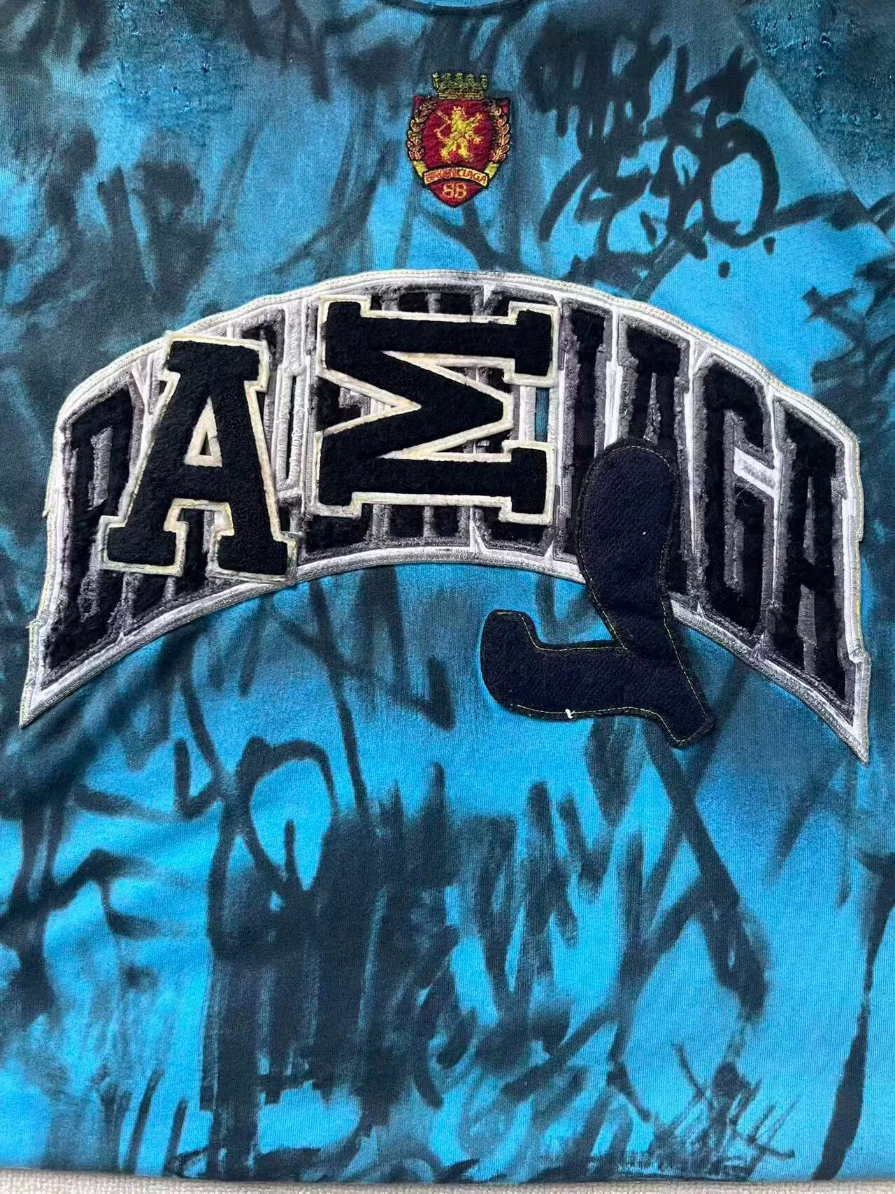Balenciaga Graffiti Print Loose T-shirt — detail