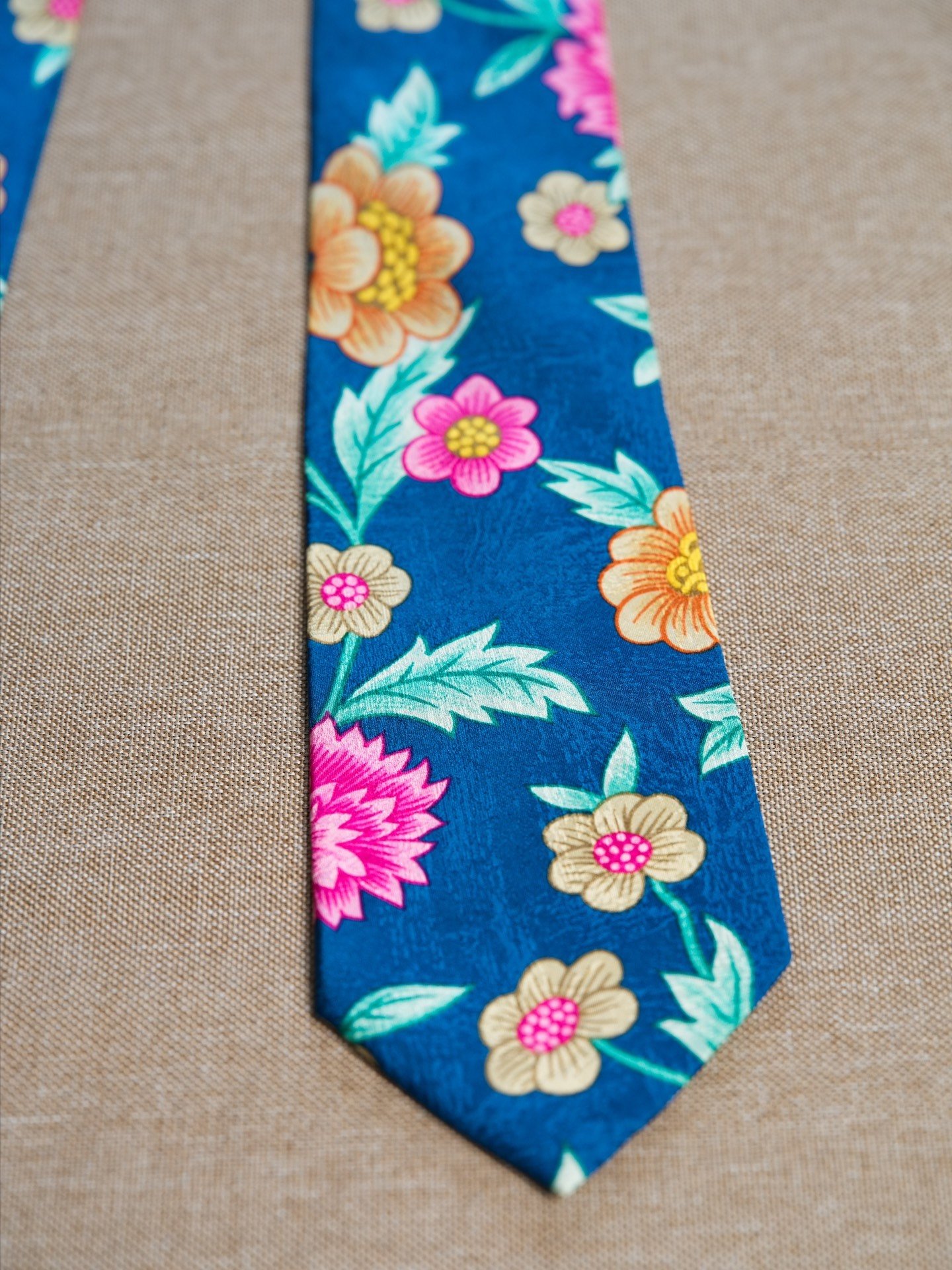Yohji Yamamoto Silk Floral Tie — back
