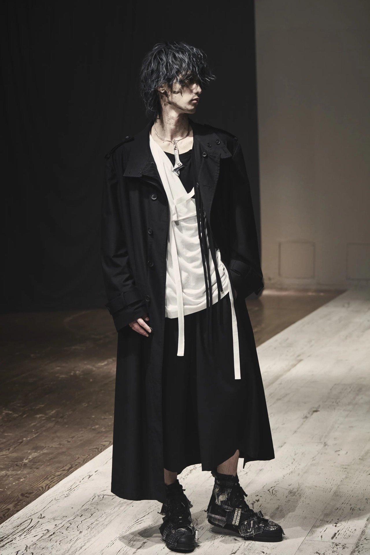 Yohji Yamamoto 22ss High-top Newspaper Sneakers — back