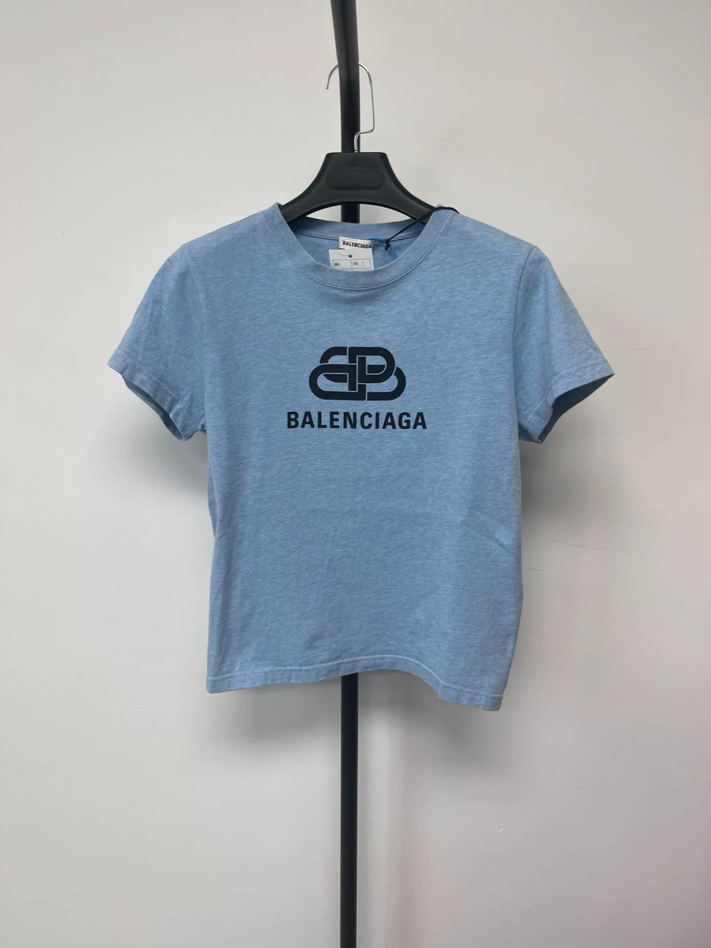 Balenciaga Cropped Logo Short-Sleeve T-Shirt