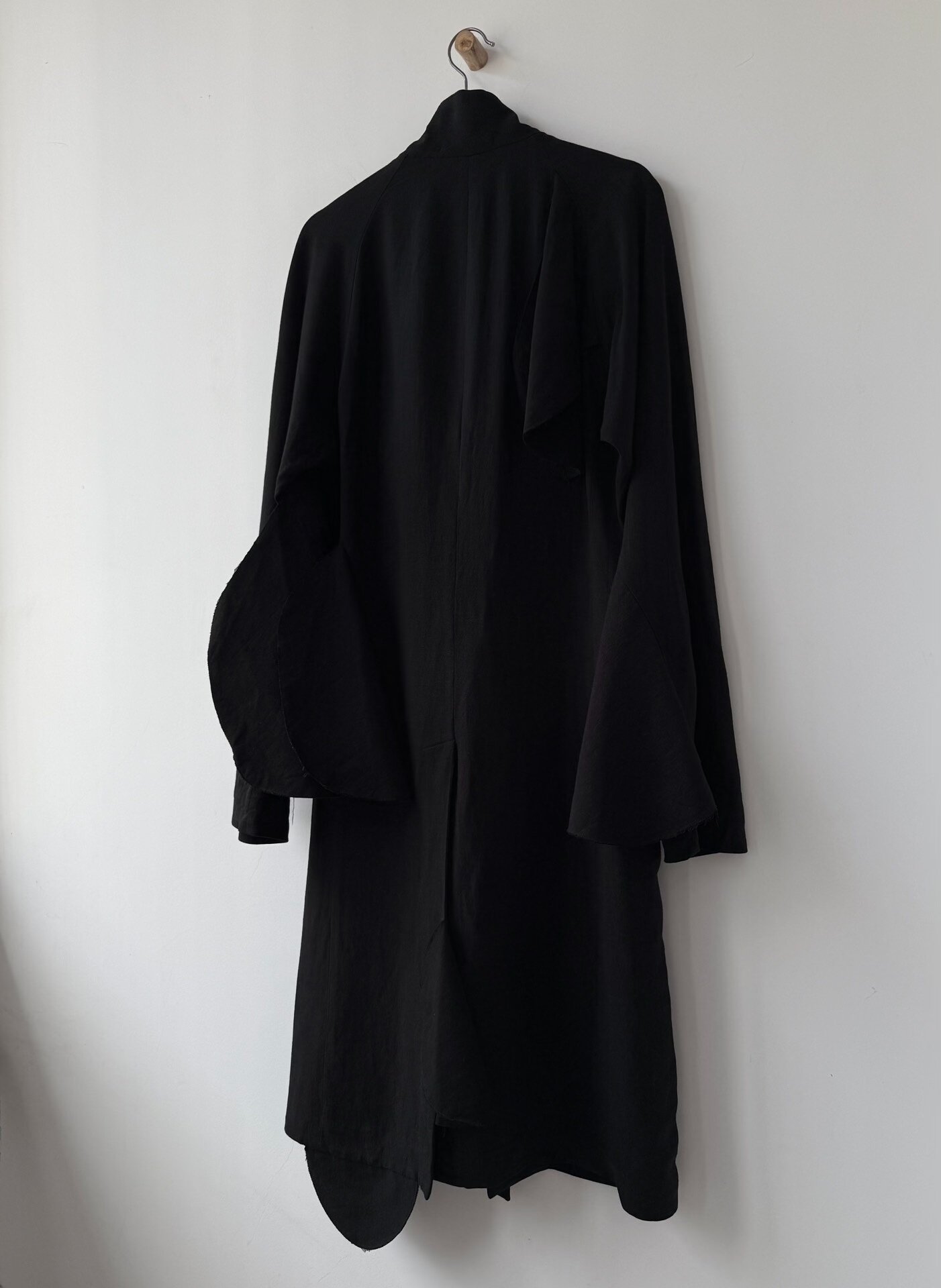 Yohji Yamamoto 24SS Linen Rayon Coat — back