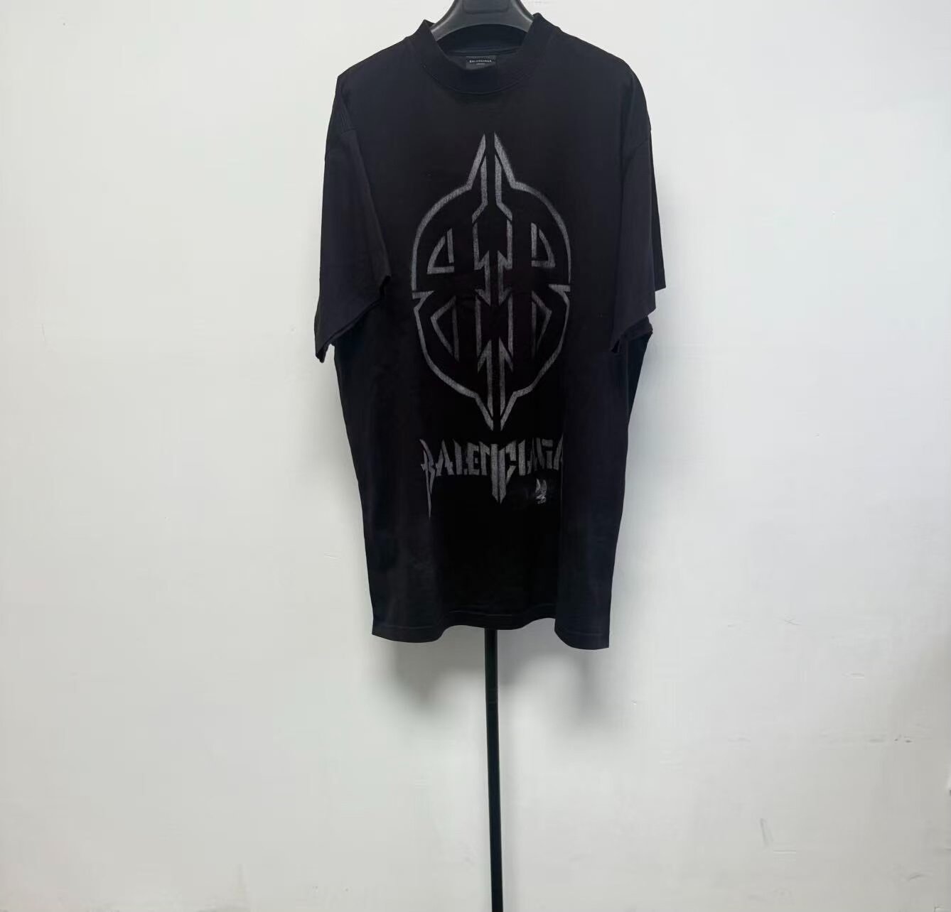Balenciaga Graphic Logo Round Neck T-Shirt