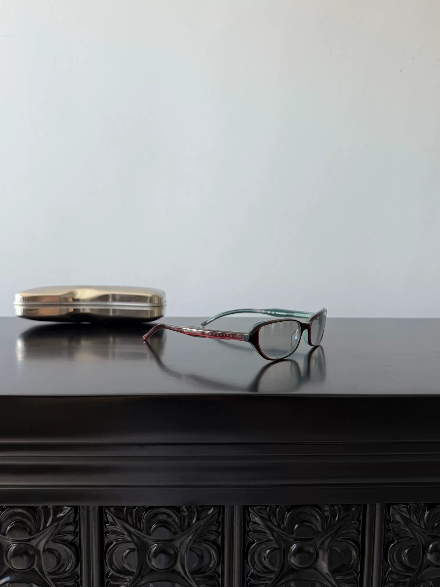 Jean Paul Gaultier JPG Cat-Eye Blue Light Glasses — detail