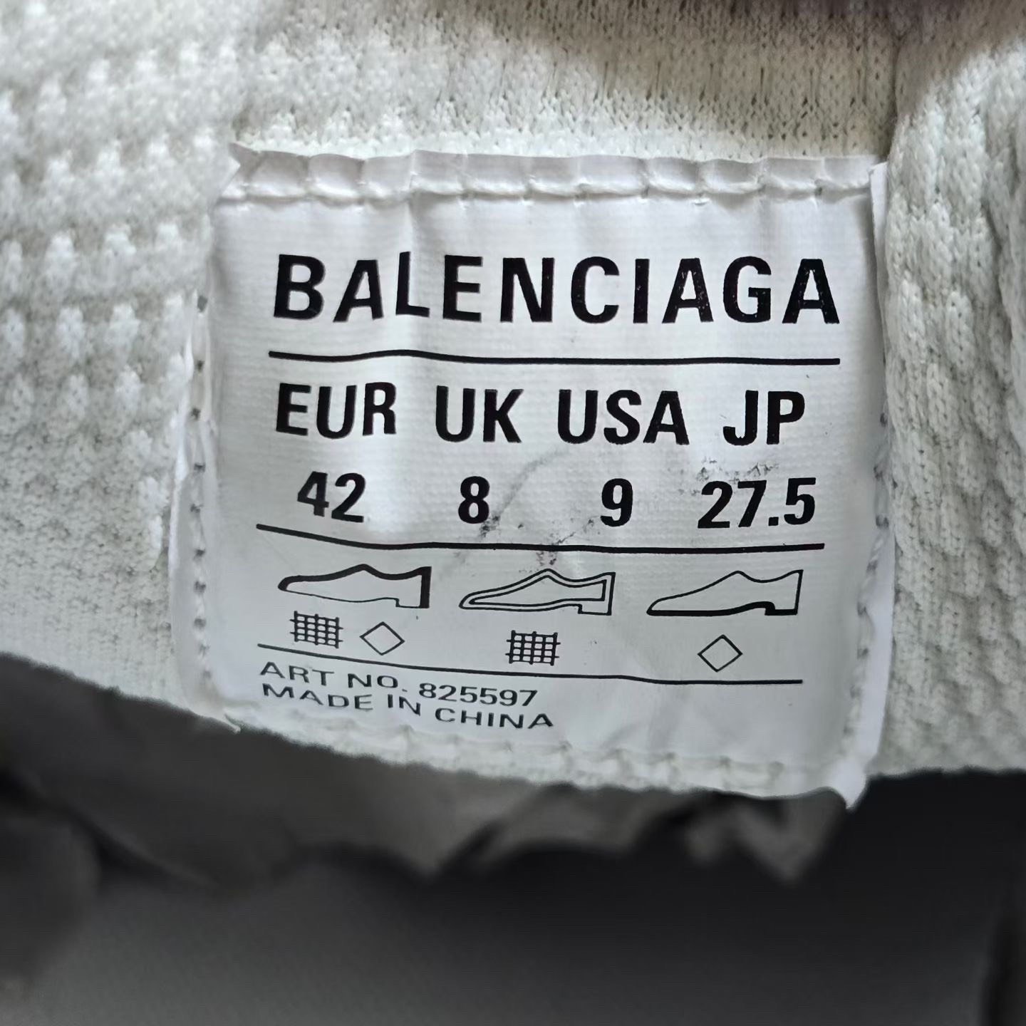 Balenciaga 3XL New Letter Strap Sneakers — label