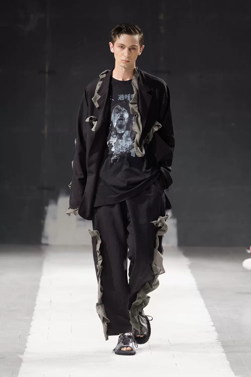 Yohji Yamamoto 24SS Portrait Long Sleeve T-Shirt — detail