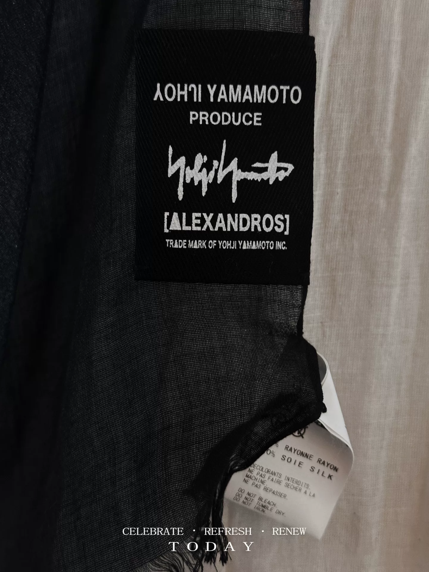 Yohji Yamamoto 17AW Limited Scarf — label