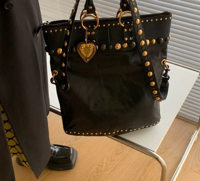 Gucci Classic Rivet Large Bag